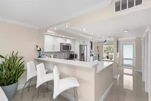 2611 N Riverside Dr, Pompano Beach, FL 33062 - Photo 8