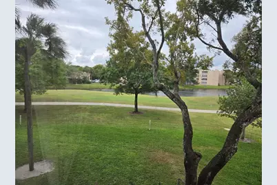 9531  Seagrape Dr, Unit #205, Davie, FL 33324 - Photo 14