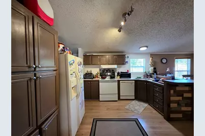 106  Sunnyside Ct, Lake Placid, FL 33852 - Photo 4