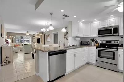 3001  Portofino Isle, Unit #L1, Coconut Creek, FL 33066 - Photo 2