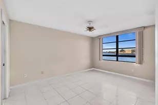 10442 E Clairmont Cir, Tamarac, FL 33321 - Photo 36