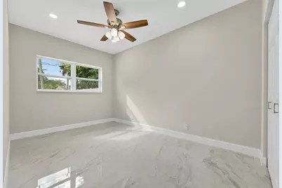 728 NE 7th St, Pompano Beach, FL 33060 - Photo 18