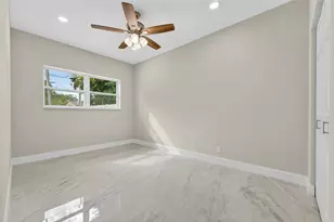 728 NE 7th St, Pompano Beach, FL 33060 - Photo 18