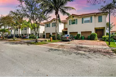 8256  Prestige Commons Dr, Unit #8256, Tamarac, FL 33321 - Photo 38