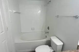 11630 SW 2nd St, Pembroke Pines, FL 33025 - Photo 6