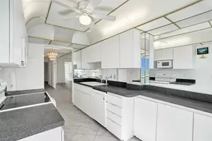 1051 Hillsboro Mile Unit, Hillsboro Beach, FL 33062 - Photo 14