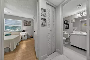 2222 N Cypress Bend Dr Unit, Pompano Beach, FL 33069 - Photo 14