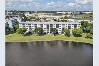 2222 N Cypress Bend Dr, Unit #201, Pompano Beach, FL 33069 - Photo 32