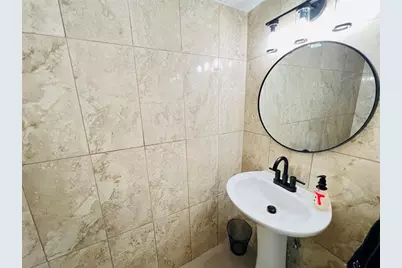 1123 N Andrews Ave, Fort Lauderdale, FL 33311 - Photo 10