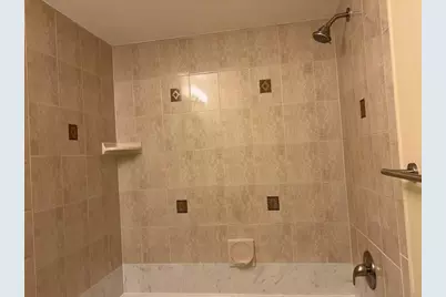 2562 NW 107th Av, Sunrise, FL 33322 - Photo 10