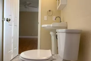 2562 NW 107th Ave, Sunrise, FL 33322 - Photo 6