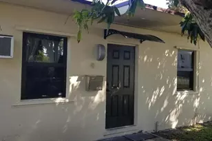 803 NE 8th St, Hallandale Beach, FL 33009 - Photo 10