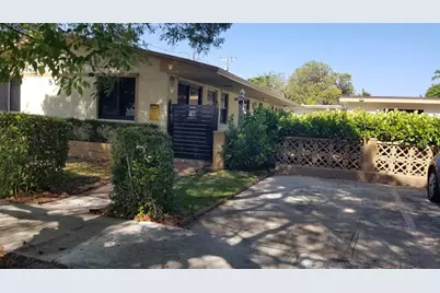 803 NE 8th St, Hallandale Beach, FL 33009 - Photo 2