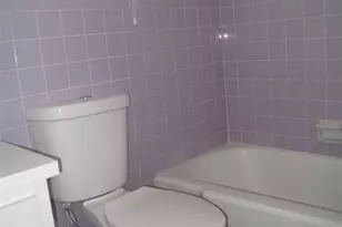 803 NE 8th St, Hallandale Beach, FL 33009 - Photo 28