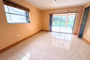 8800 NW 3 St, Pembroke Pines, FL 33024 - Photo 8