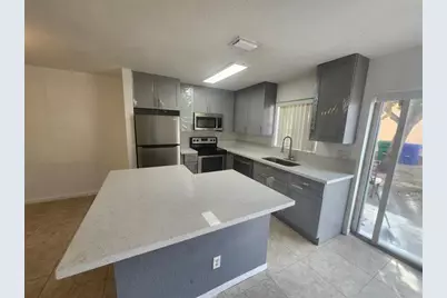 8722 SW 21st Ct, Miramar, FL 33025 - Photo 6