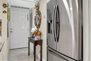 250 NE 20th St, Boca Raton, FL 33431 - Photo 10