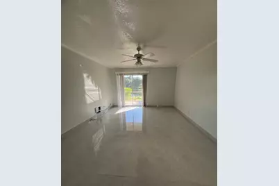 13851  Oneida Dr, Unit #H1, Delray Beach, FL 33446 - Photo 8