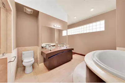 2631  Okeechobee Ln, Fort Lauderdale, FL 33312 - Photo 16