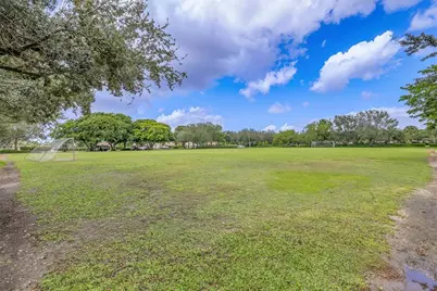 1020  Lavender Cir, Weston, FL 33327 - Photo 84