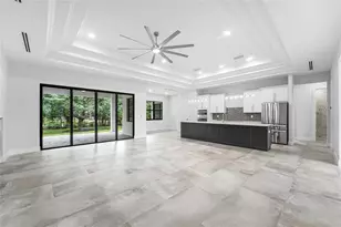 513 SW South Carolina Dr, Stuart, FL 34994 - Photo 10