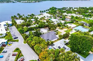 513 SW South Carolina Dr, Stuart, FL 34994 - Photo 42