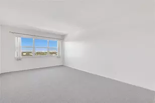 2555 NE 11th St, Fort Lauderdale, FL 33304 - Photo 4