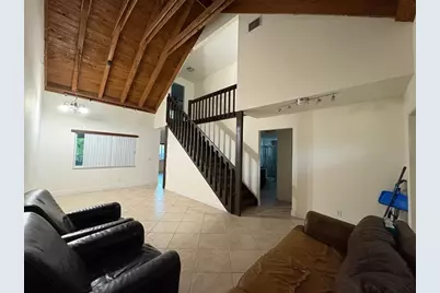 191 NE 6th Ct, Dania Beach, FL 33004 - Photo 4