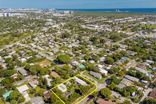302 SW 15th St, Dania Beach, FL 33004 - Photo 4