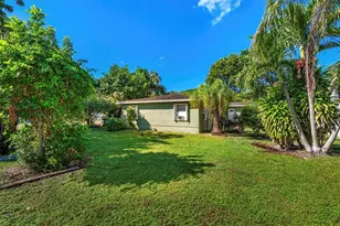 302 SW 15th St, Dania Beach, FL 33004 - Photo 52