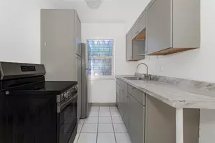 302 SW 15th St, Dania Beach, FL 33004 - Photo 34