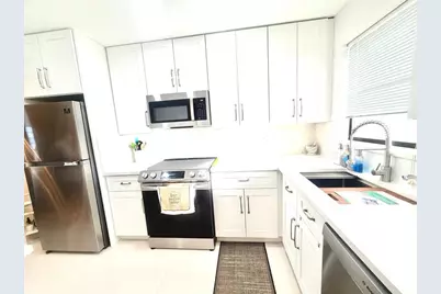 4640  Lucerne Lakes Blvd, Unit #402, Lake Worth, FL 33467 - Photo 10