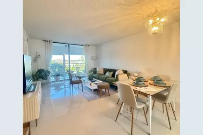 4640  Lucerne Lakes Blvd, Unit #402, Lake Worth, FL 33467 - Photo 1
