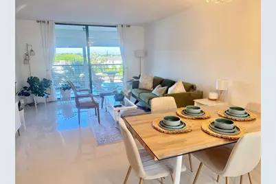 4640  Lucerne Lakes Blvd, Unit #402, Lake Worth, FL 33467 - Photo 8