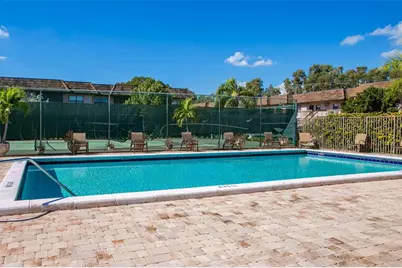 10557 NW 10th St, Unit #101, Pembroke Pines, FL 33026 - Photo 16