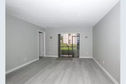 10557 NW 10th St, Unit #101, Pembroke Pines, FL 33026 - Photo 4