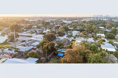 770 NE 34th Court, Oakland Park, FL 33334 - Photo 26