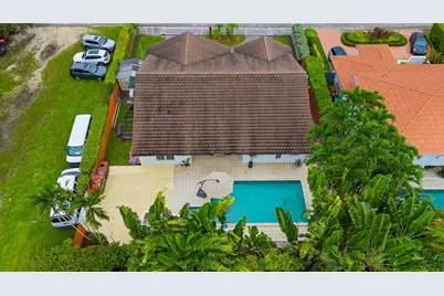 7440 SW 93rd Ave, Miami, FL 33173 - Photo 2