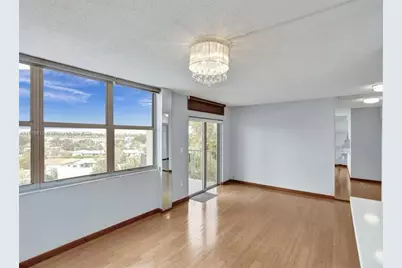 11930 N Bayshore Dr, Unit #601, North Miami, FL 33181 - Photo 14