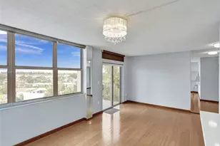 11930 N Bayshore Dr, North Miami, FL 33181 - Photo 14