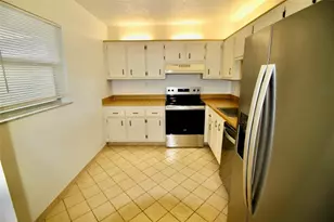 1810 N Lauderdale Ave, North Lauderdale, FL 33068 - Photo 10