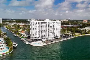 11930 N Bayshore Dr, North Miami, FL 33181 - Photo 16