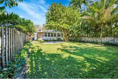 1636 NE 4th Ct, Fort Lauderdale, FL 33301 - Photo 22