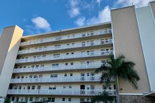 320 NE 12th Ave, Hallandale Beach, FL 33009 - Photo 2
