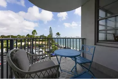 11930 N Bayshore Dr., Unit #302, North Miami, FL 33181 - Photo 4