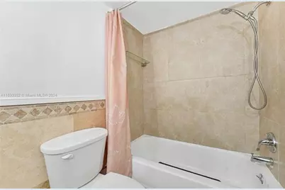 11930 N Bayshore Dr., Unit #302, North Miami, FL 33181 - Photo 6