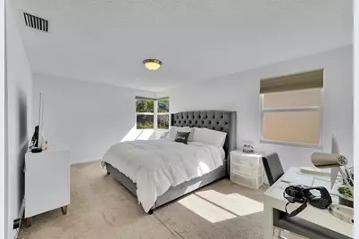10615 NW 12th Ct, Plantation, FL 33322 - Photo 12