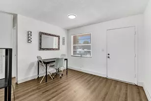 4770 NW 10th Ct, Plantation, FL 33313 - Photo 6