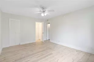 610 Gardens Dr, Pompano Beach, FL 33069 - Photo 8