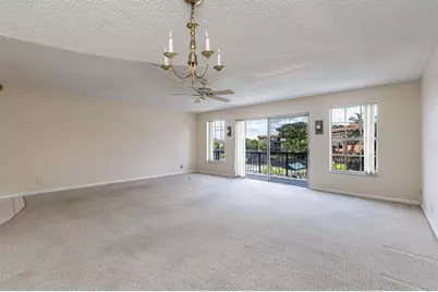 650  Tennis Club Dr, Unit #303, Fort Lauderdale, FL 33311 - Photo 6